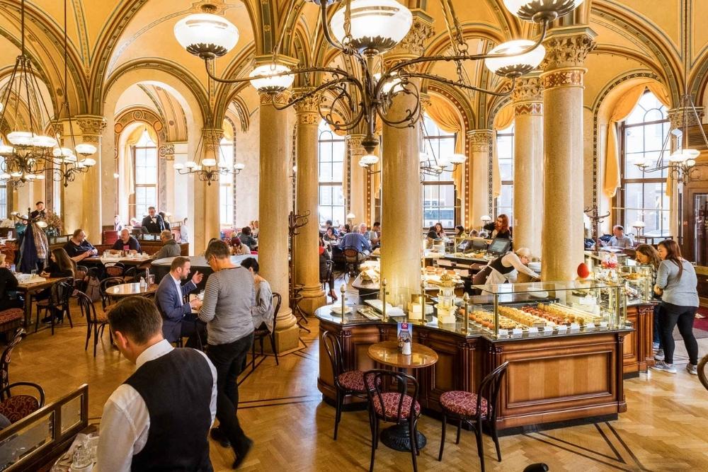 Cafe Central, Viena